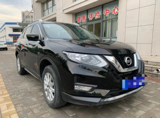 日產奇駿SUV