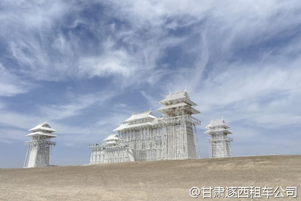從張掖包車到外星谷，需要預約嗎？  